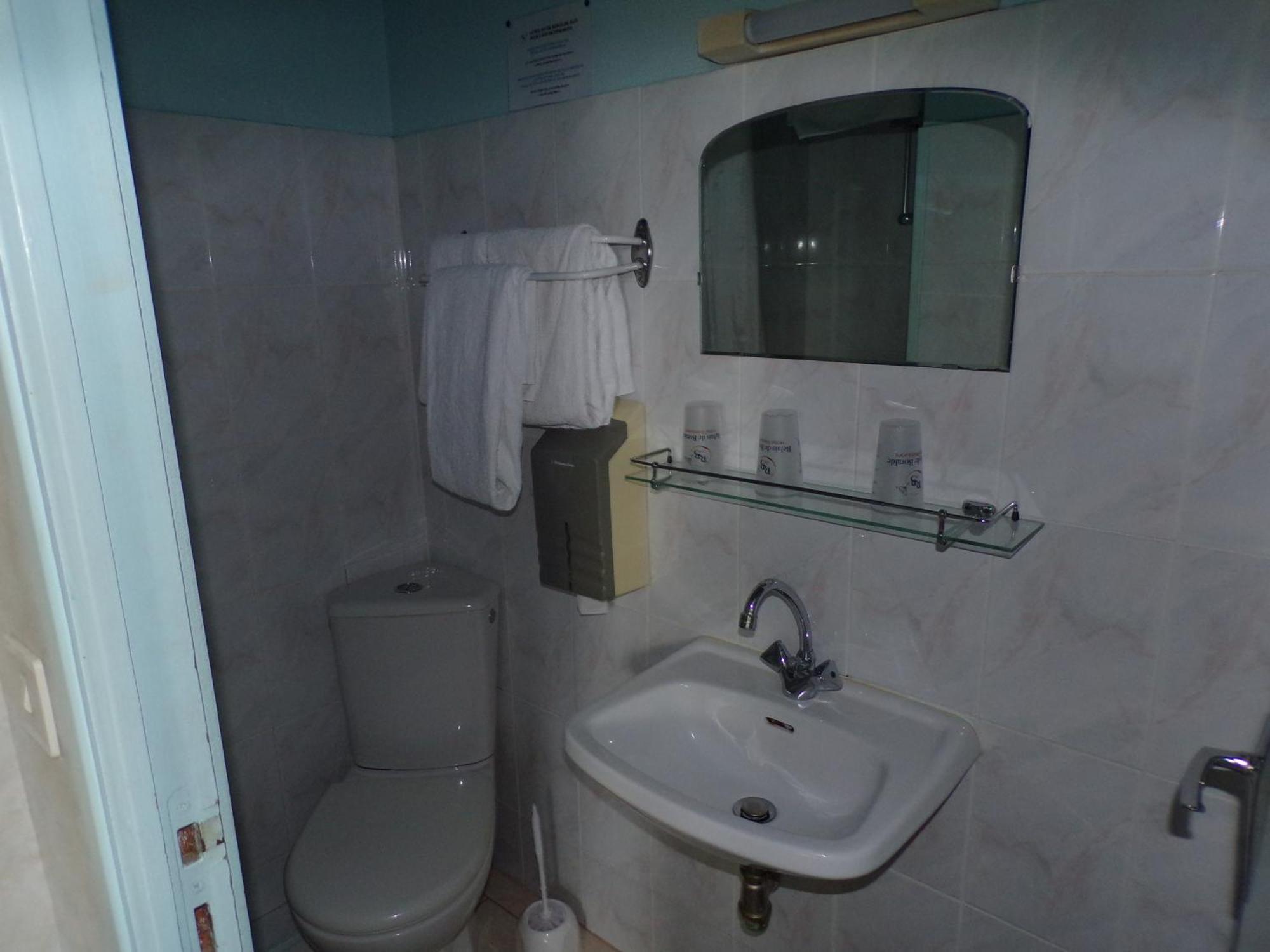 Le Relais De Boralde Hotel Еспалион Екстериор снимка