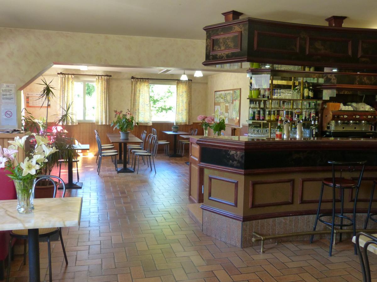 Le Relais De Boralde Hotel Еспалион Екстериор снимка